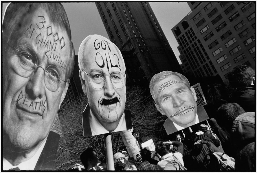 World Economic Forum NY, 2002 : OLD GLORY-Patriotism & Dissent 1966-2008 : LINN SAGE | Photography Editorial and Fine Art, New York, N.Y., Maine